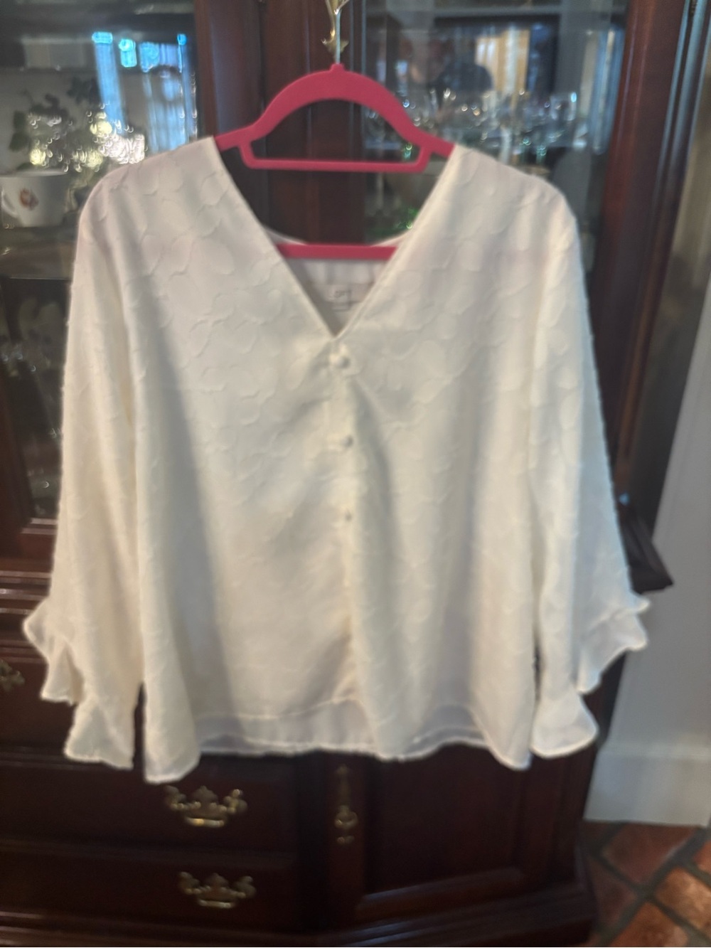 Loft Women's Cream V-Neck Button Front Blouse